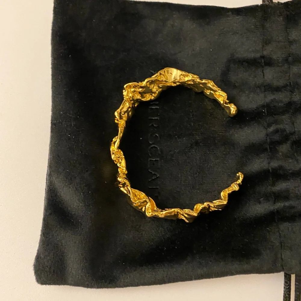 Emery Cuff - Picture 3 of 4